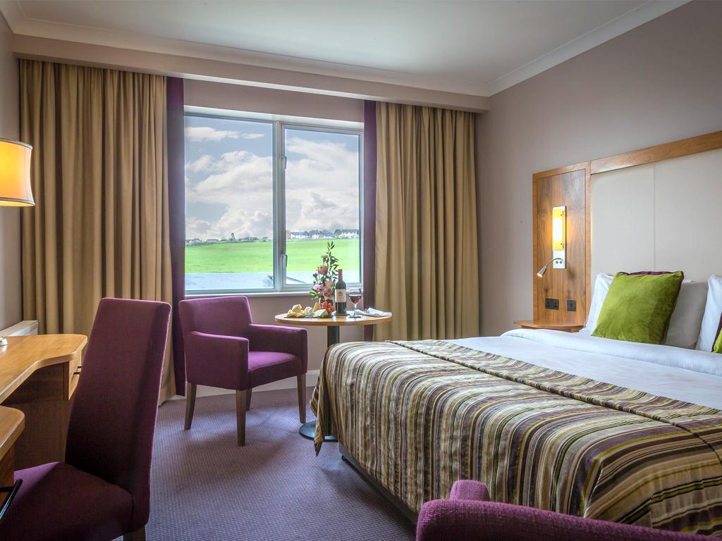Charleville Park Hotel & Leisure Club Buitenkant foto