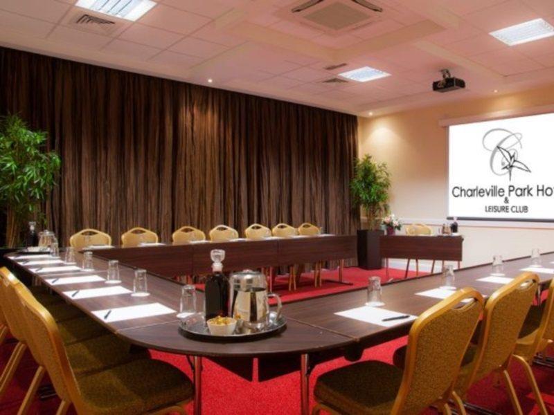 Charleville Park Hotel & Leisure Club Buitenkant foto